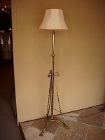 ���s �A���e�B�[�N�Ƌ�X Costante Antiques [�t���A�X�^���h V-296]